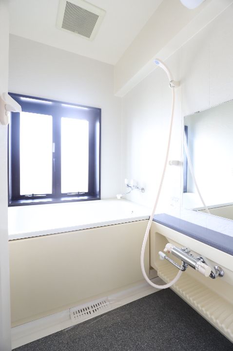 エンクレスト博多の風呂