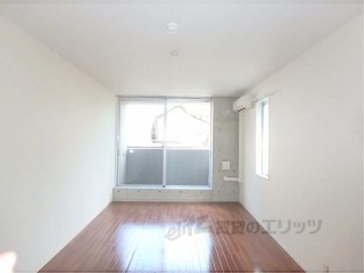 コルテ鴨川五条の居間