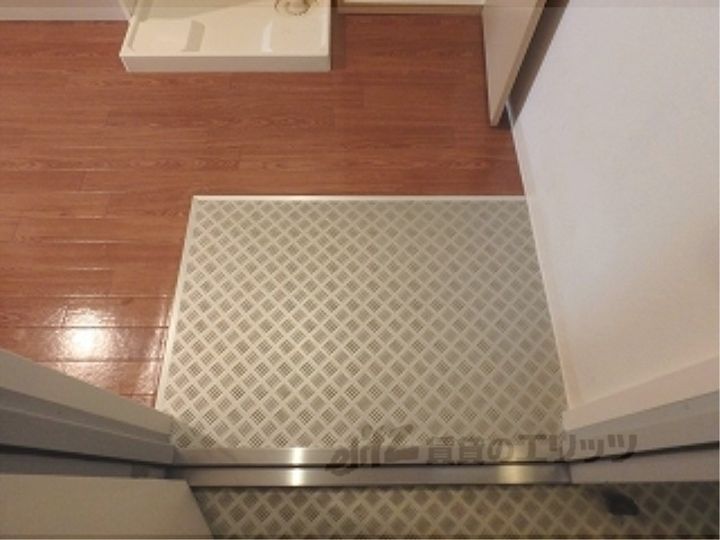 コルテ鴨川五条の玄関