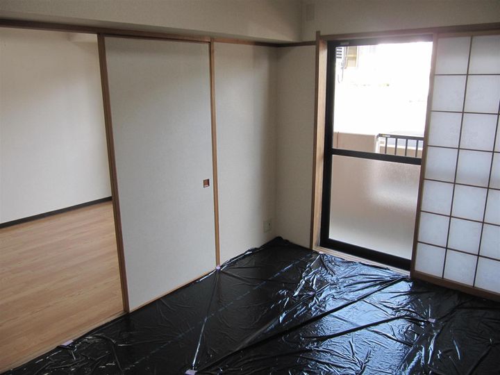 飯田マンションはまなすの居間