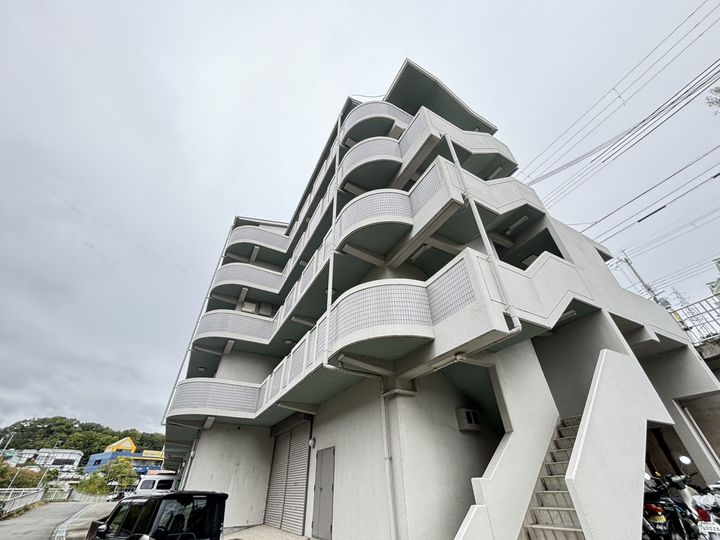 兵庫県神戸市垂水区名谷町字梨原(マンション)の賃貸物件の外観