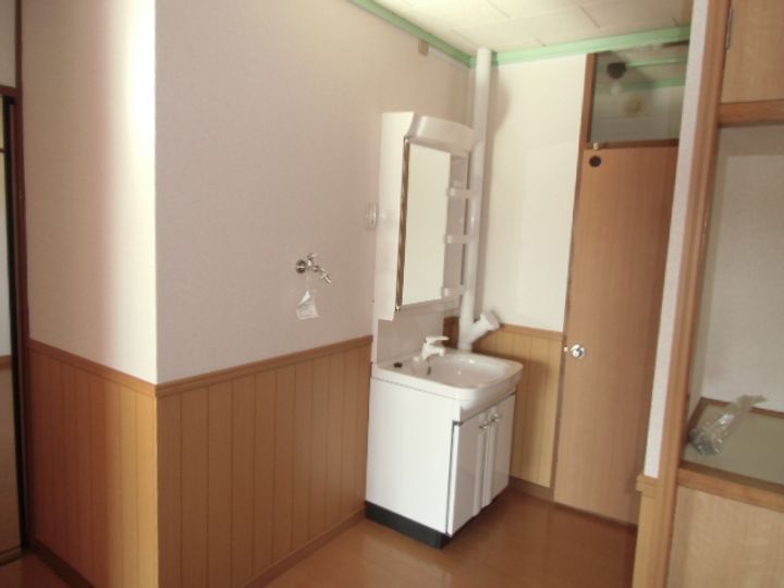 第一コーポ美東里の内装