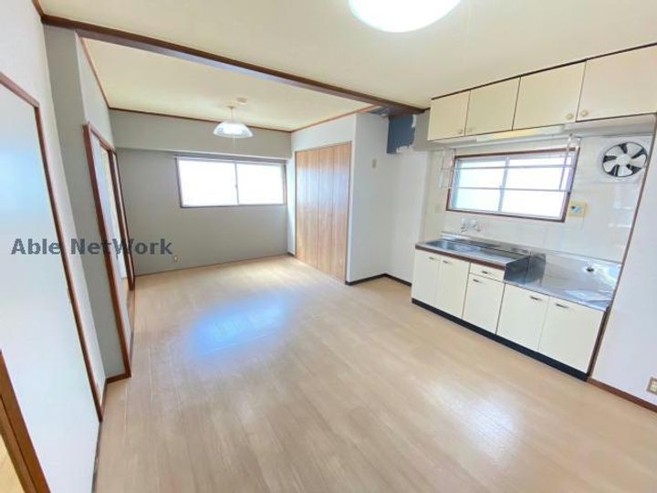 グリーンマンションの居間