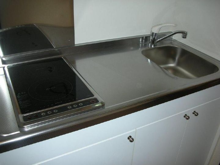 レオネクストリバーポートIIIのキッチン