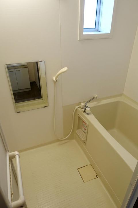 東京都立川市栄町5(アパート)の賃貸物件の風呂