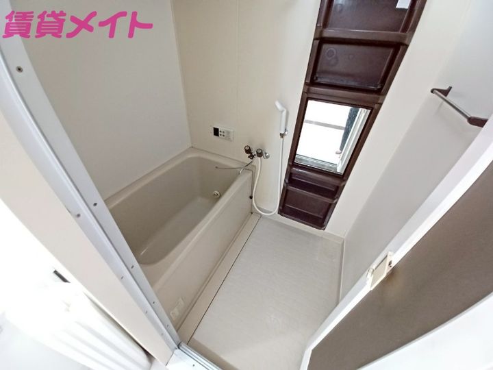 ガーデンプラザファミール富田 1203号室の風呂