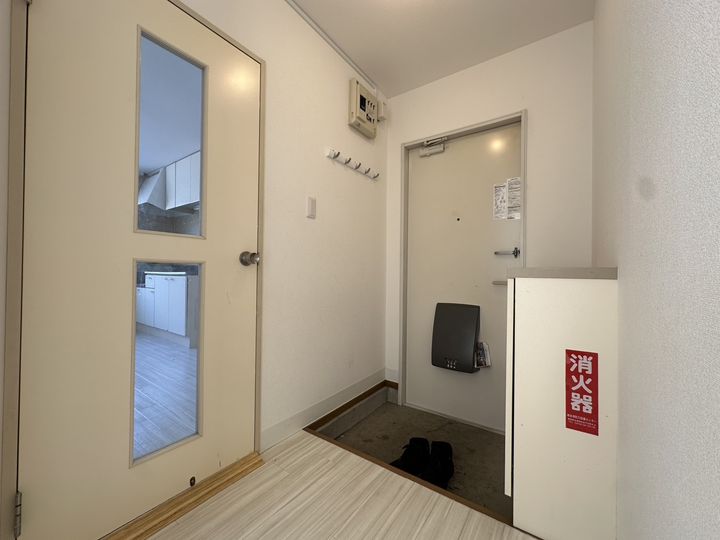 つしまドリームランドB棟の玄関