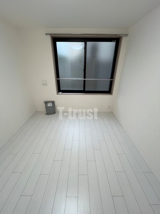 東京都世田谷区代沢3(マンション)の賃貸物件の居間