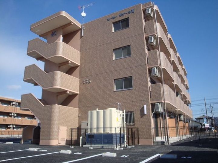 栃木県佐野市高萩町(マンション)の賃貸物件の外観