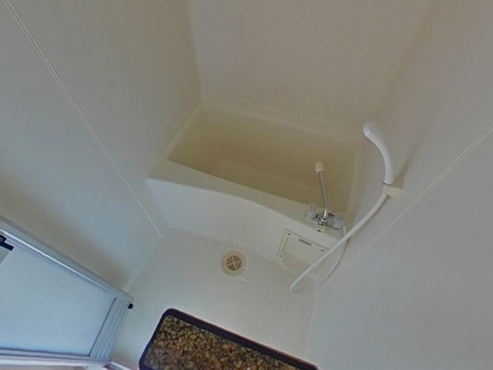 コンフォール下原の風呂