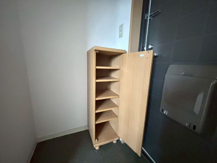 コンフォール下原の玄関