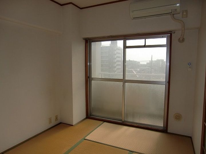 第2寿町マンションの内装