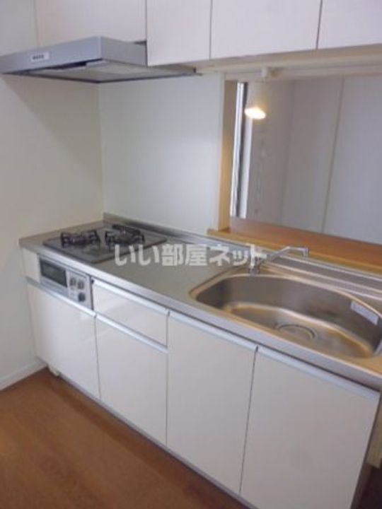 カンフォーラ松原のキッチン