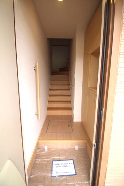センプリスの玄関