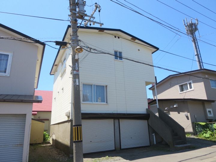 山田マンションの外観