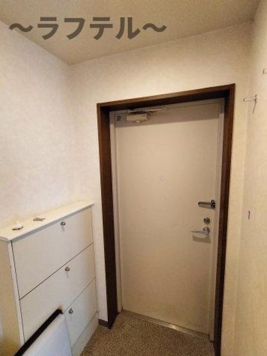 埼玉県所沢市くすのき台1(マンション)の賃貸物件の玄関