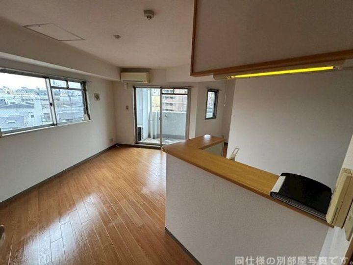 京都府京都市中京区横鍛冶町(マンション)の賃貸物件の居間