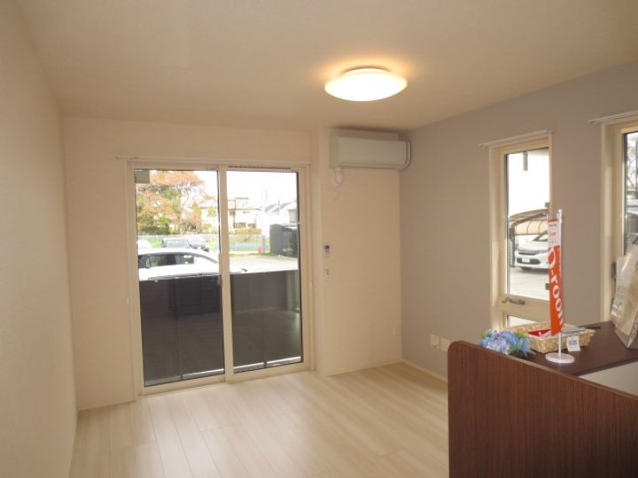 ラウレアのその他画像