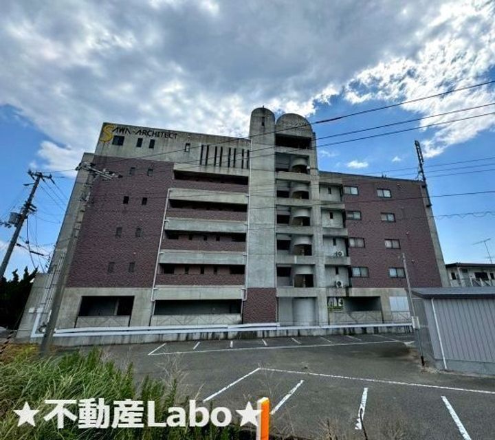 徳島県板野郡松茂町広島字四番越(マンション)の賃貸物件の外観