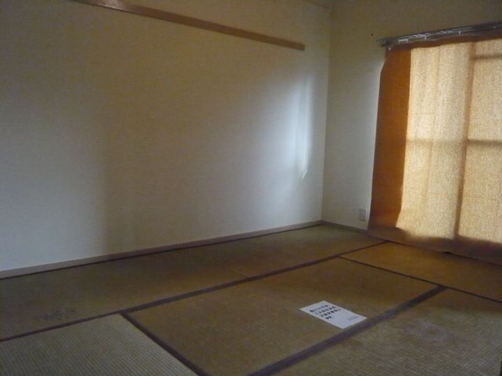 中津桜台の居間