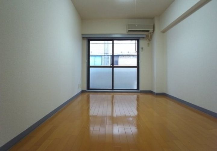 サンパレス南町の居間