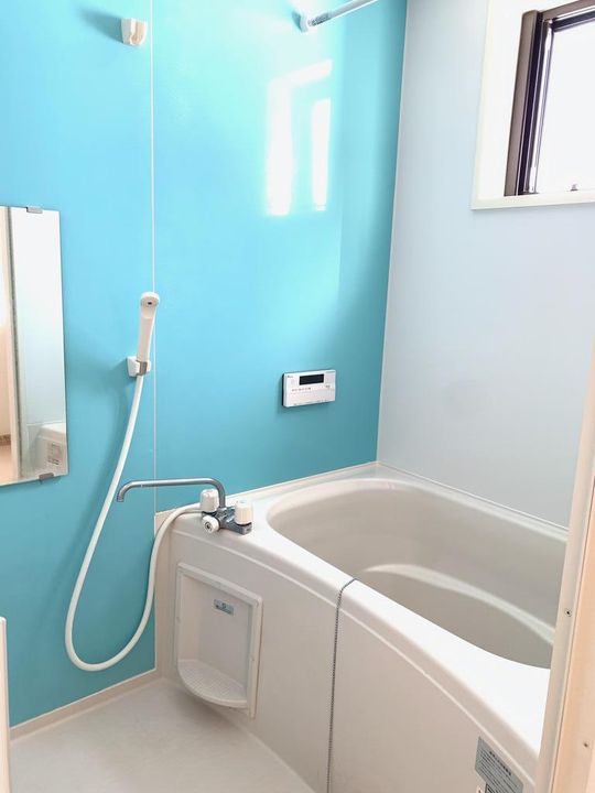 川西町小松アパート102の風呂