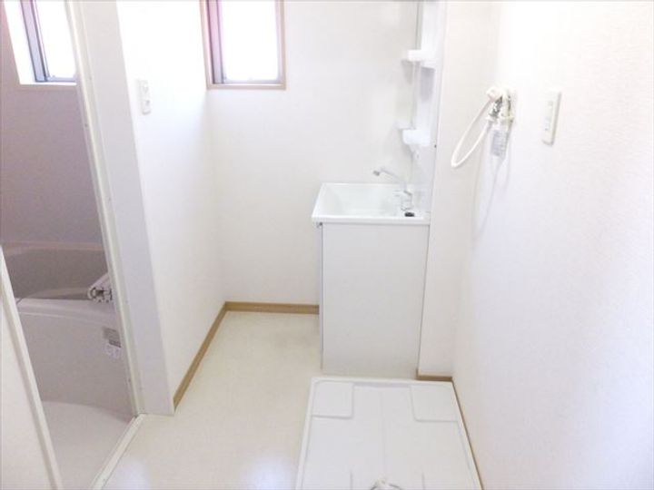 川西町小松アパート102の内装