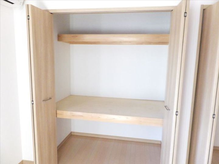 川西町小松アパート102の内装