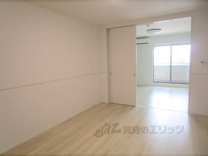 アドバンスの居間