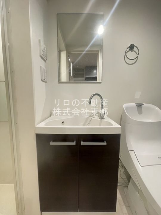 アザーレ・パッシオ市が尾の内装