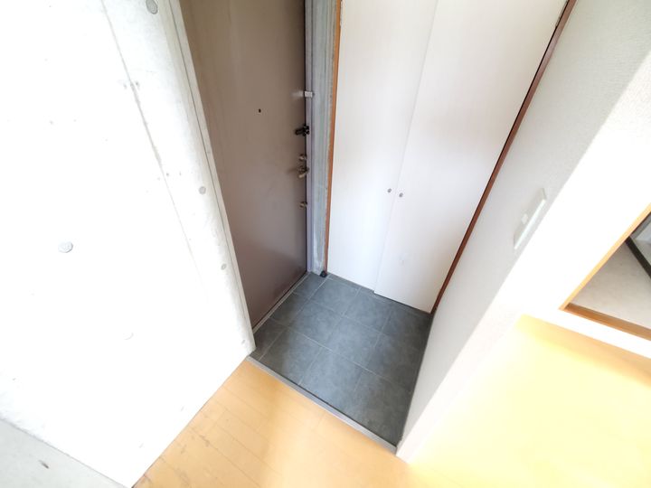 カシェット住吉の玄関