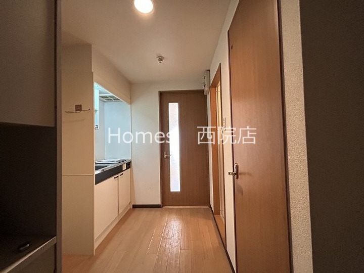 SUN VISTA四条の玄関