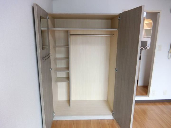 ブリーズIIIの内装