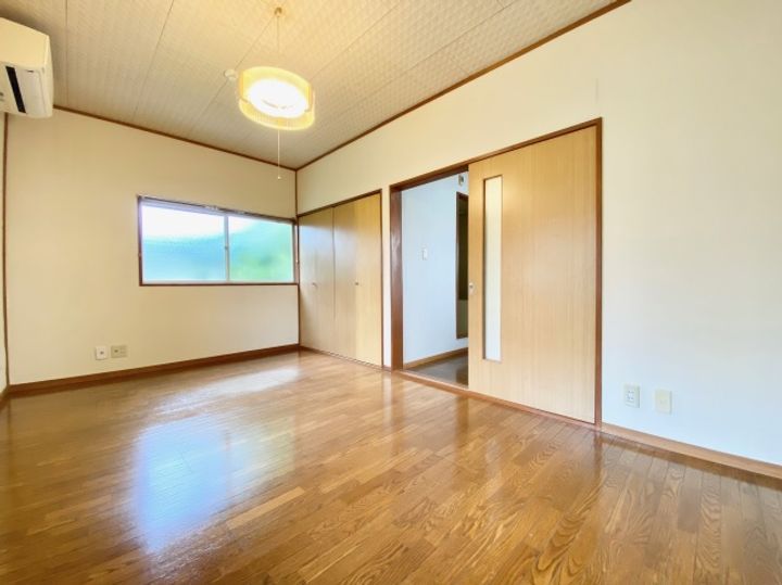 チューリップハイツの居間