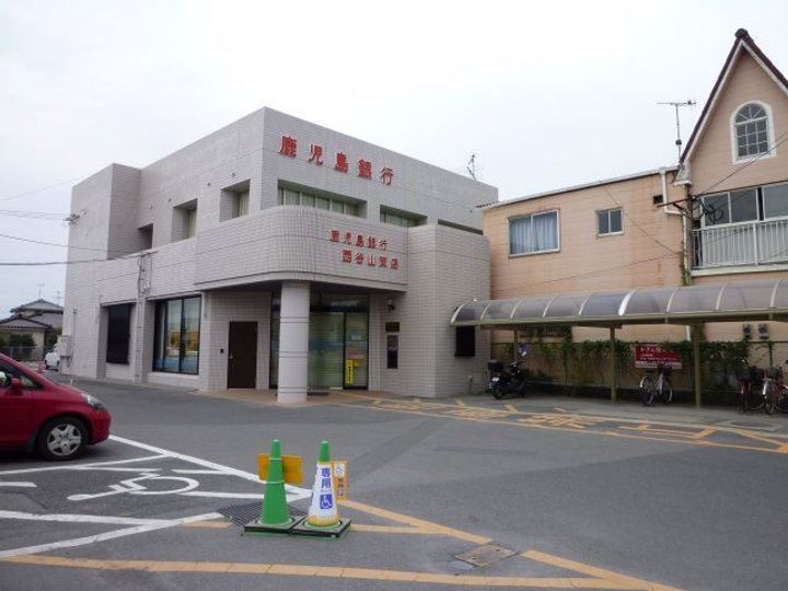 ジャルダン・フリューリドーソンIIIの周辺