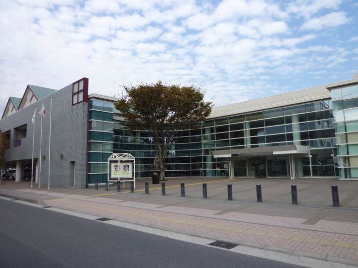 ジャルダン・フリューリドーソンIIIの周辺