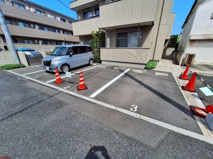 ノイエレーベン津田沼の地図