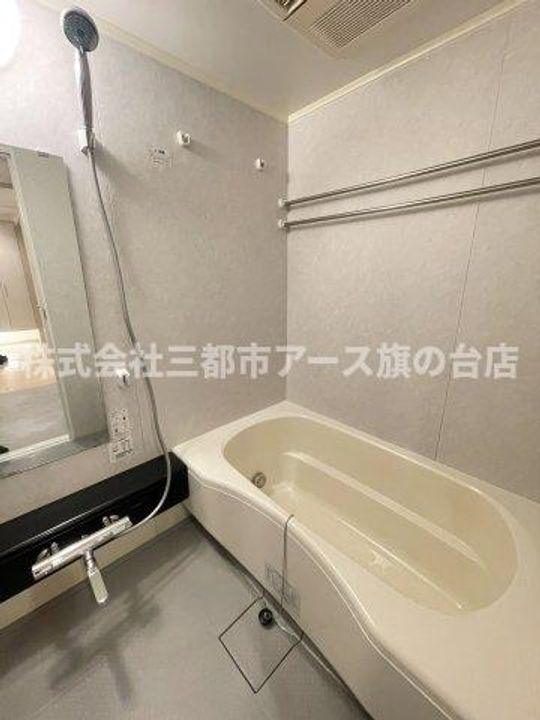 アプリーレ大森山王203の風呂