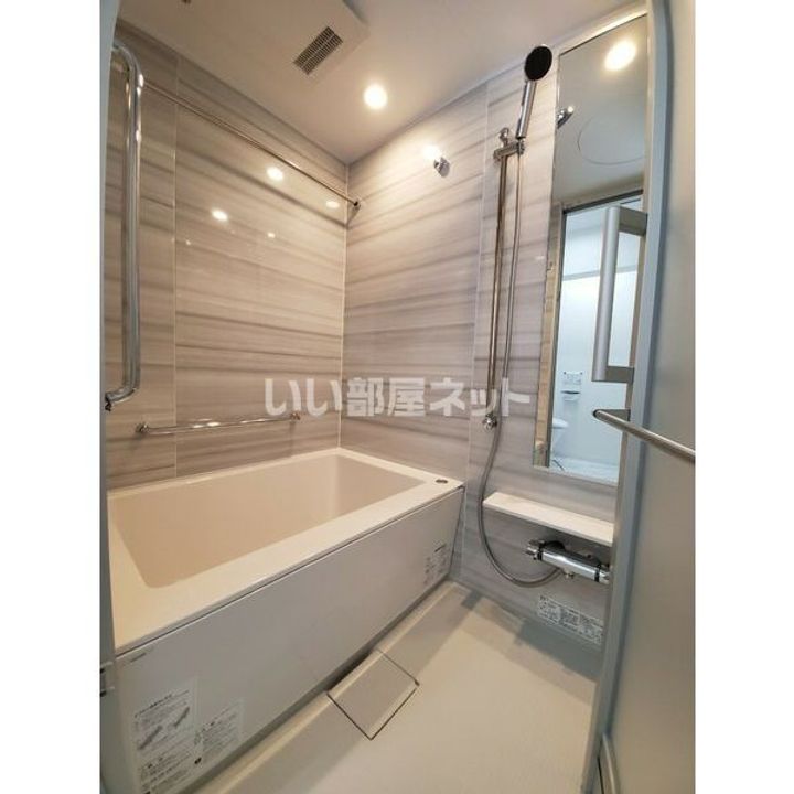 ドムール佐保川の風呂