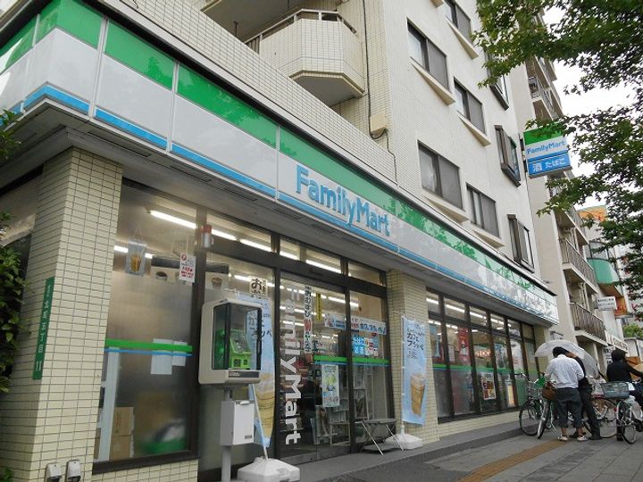 ラ・リュッシュ徳丸の周辺