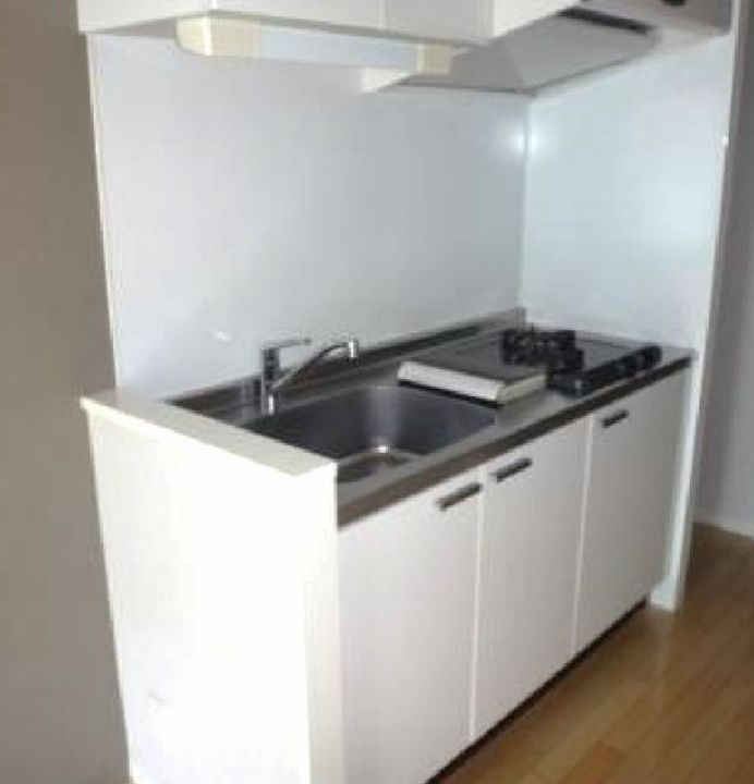 カスタリア用賀のキッチン