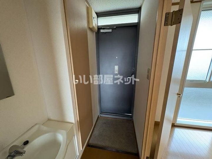 兵庫県明石市藤江(マンション)の賃貸物件の玄関