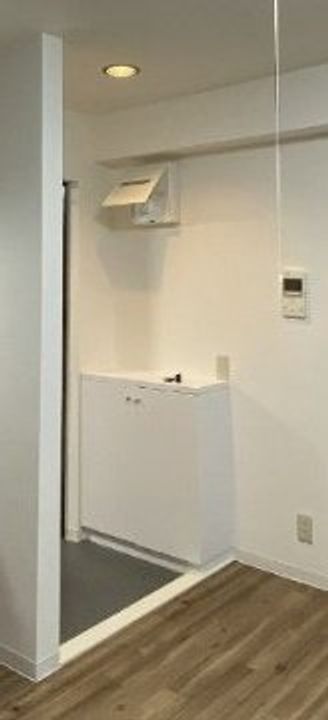 ティックハウスの玄関