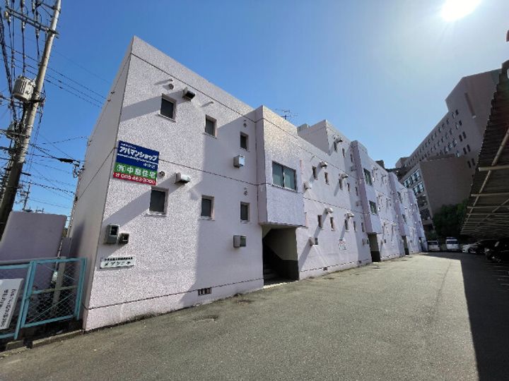 岡山県倉敷市二子の賃貸マンションの外観