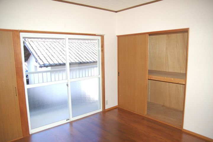 上田アパートの内装