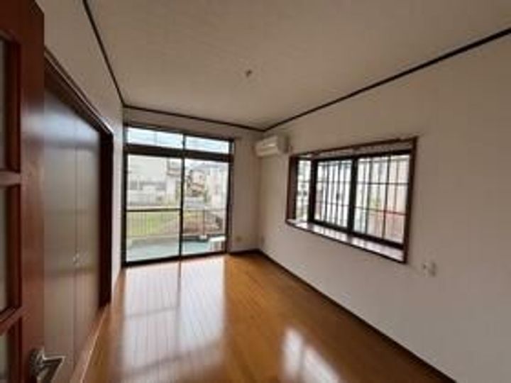 神奈川県横浜市旭区本宿町(一戸建)の賃貸物件の居間