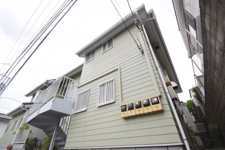 神奈川県横浜市中区本牧満坂(アパート)の賃貸物件の外観