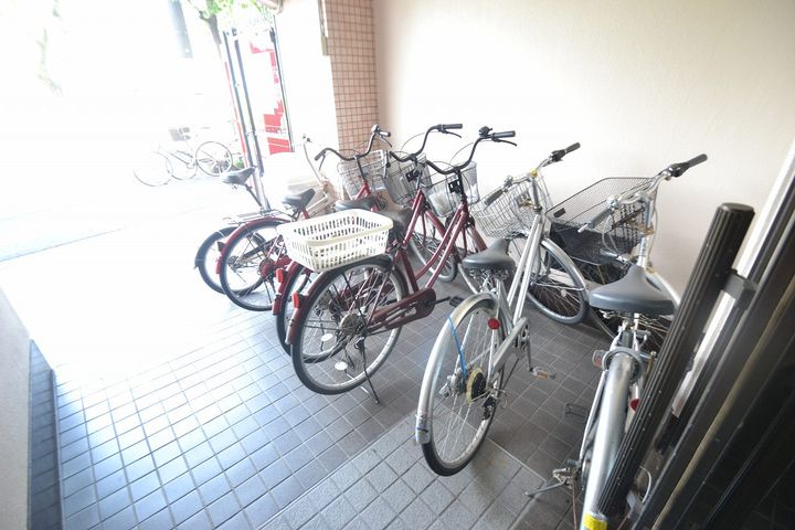 コーポ堺町の地図