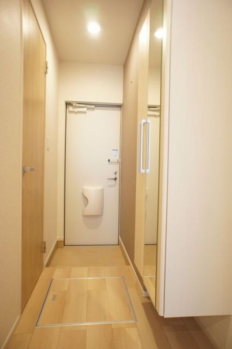 福島県いわき市泉玉露5(アパート)の賃貸物件の玄関