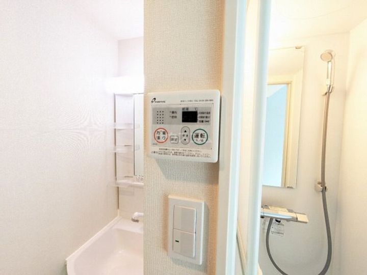 Amen Corner 堀切の内装